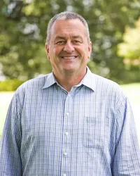 Joey Trent's headshot
