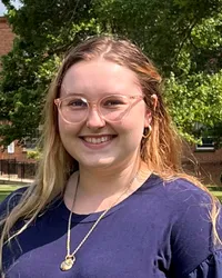 Mariah Lynzie Robinson's headshot